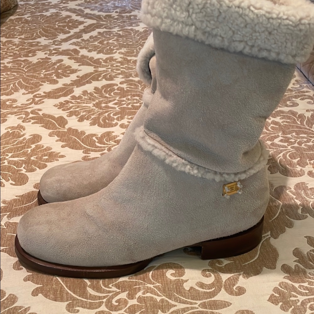 CHANEL Beige Shearling Winter Boots
